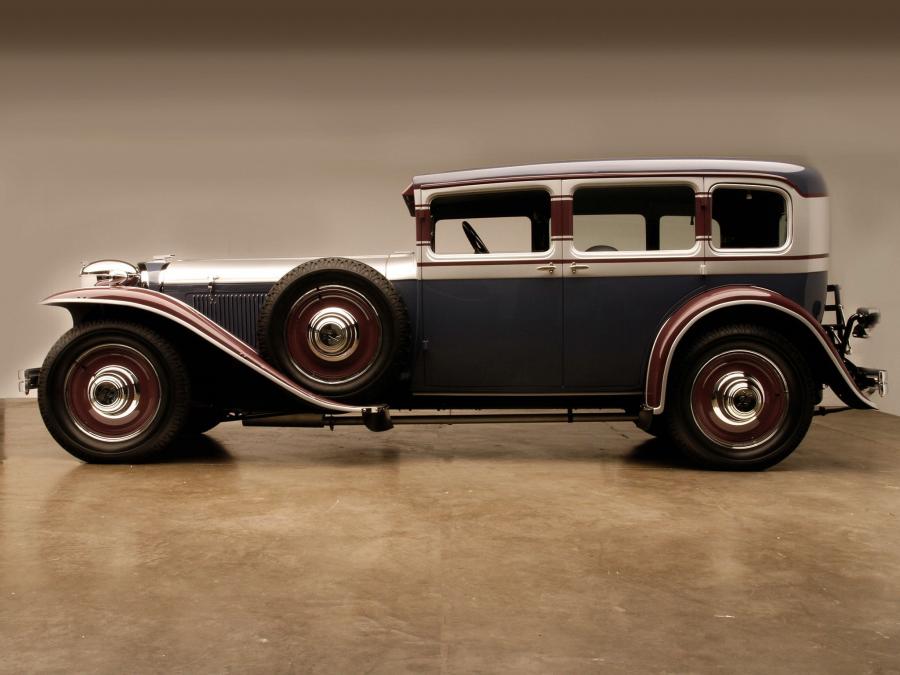  Ruxton Model C Sedan 1930 года  (фото 30 из 34)